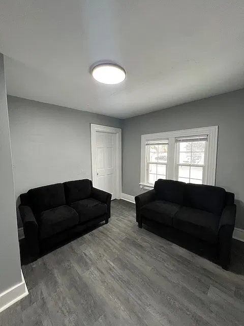 1114 East Colvin Street - 1 — Photo 2