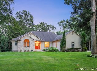 1690 E Ricky Dr, Muskegon, MI 49445