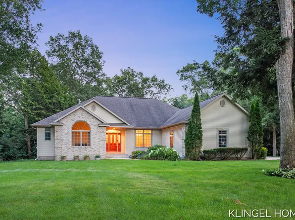 1690 E Ricky Dr, Muskegon, MI 49445