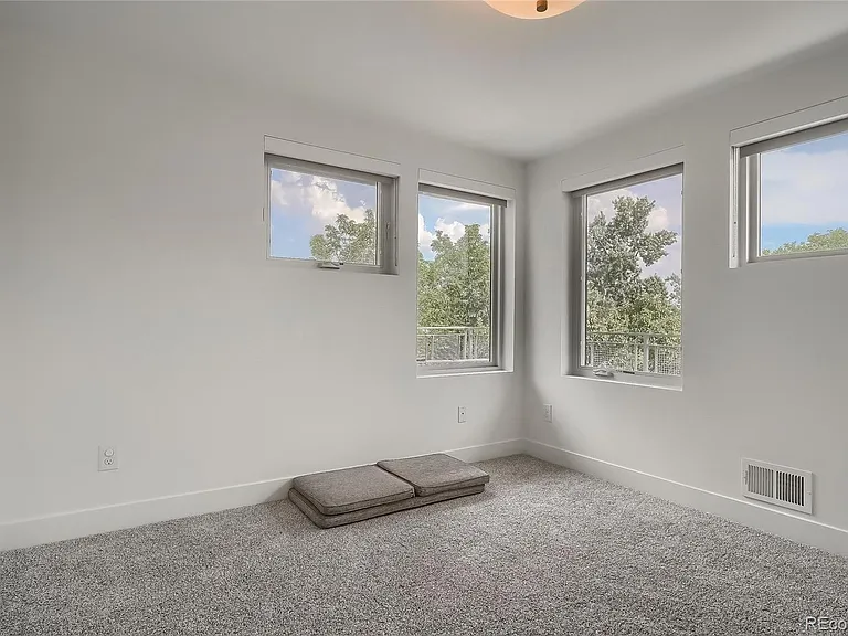 3445 Wyandot St — Photo 27