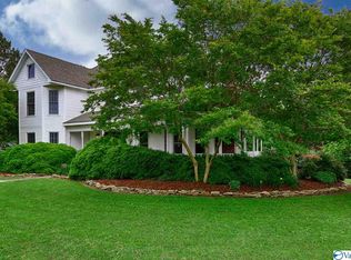 103 Lexington Dr, Athens, AL 35613