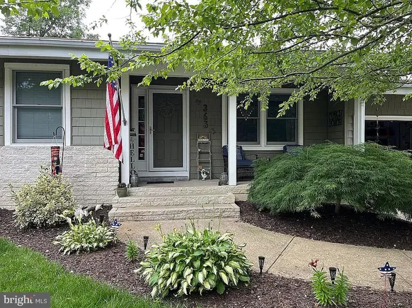 365 Lake Ave, Forked River, NJ 08731