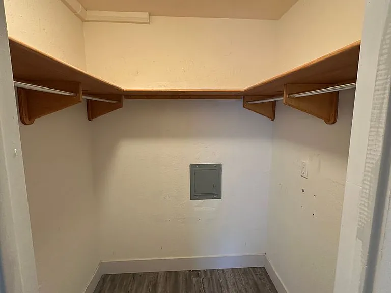 7500 Parkway Dr #200 — Photo 10