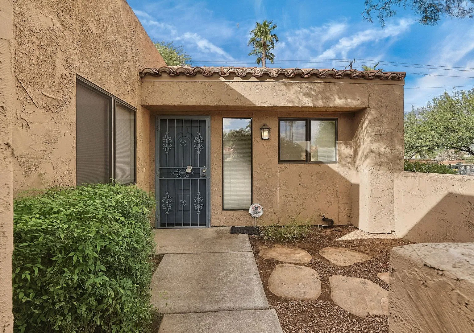 2 Bed, 2 Bath Winterhaven Home with Fenced Yard & 2-Car Covered Parking | Central Tucson — Photo 4