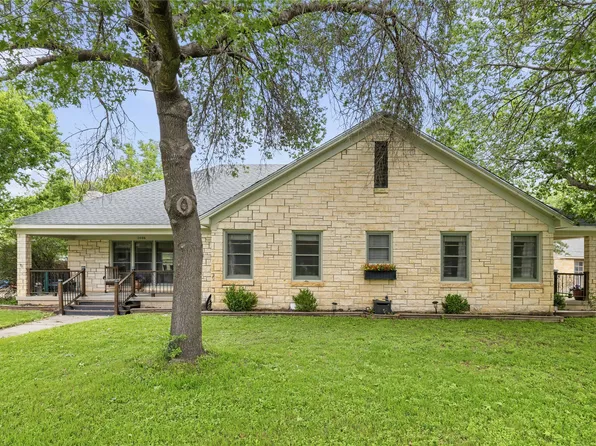2006 Belmeade St, Brownwood, TX 76801