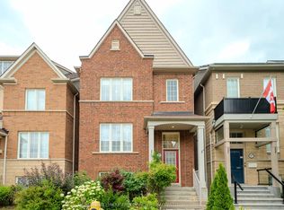 19 Kidd Ter, Toronto, ON M3J 3S9