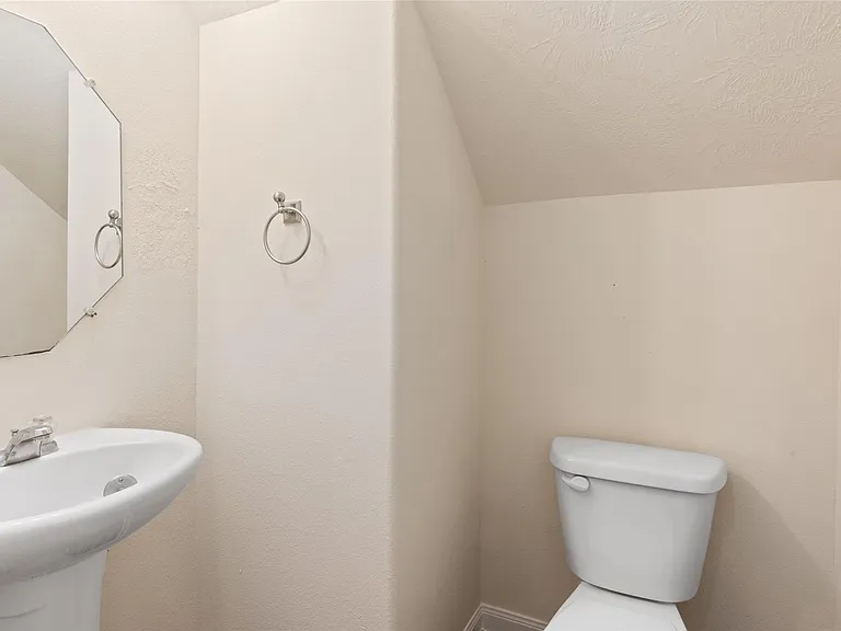 15606 Kiplands Bend Dr — Photo 9