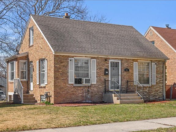 2nd image of 4461 N 39th STREET