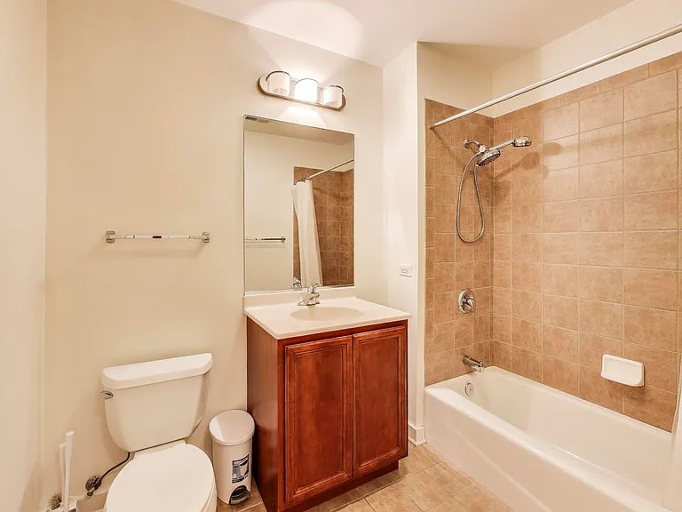 2235 W Maypole Ave #101 — Photo 10