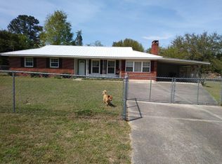 110 Pineview Ct, Ozark, AL 36360