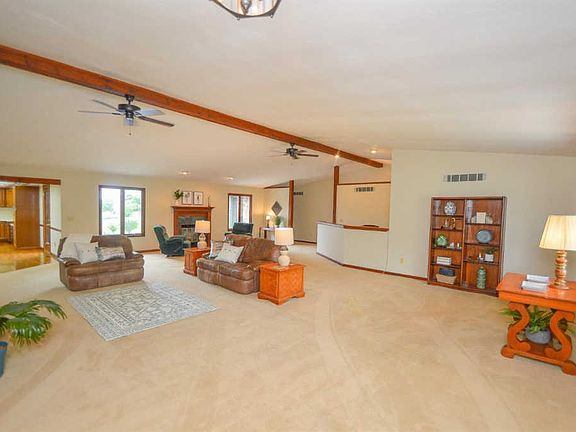 3rd image of 3960 Hassfurt Dr
