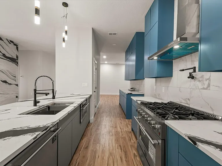 7103 Blythdale Dr — Photo 10