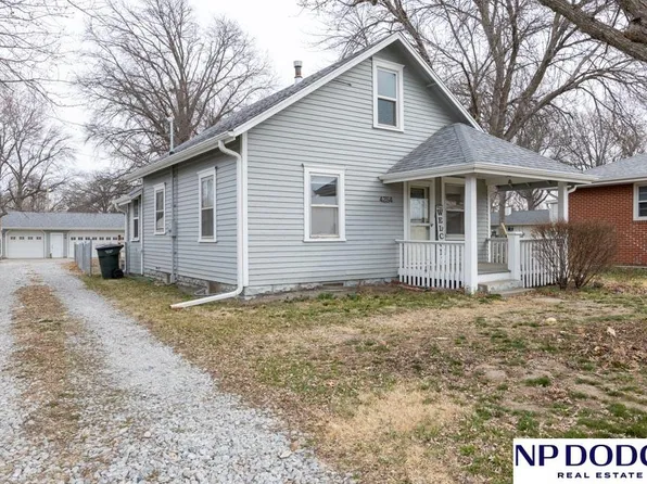 4264 Vine St, Lincoln, NE 68503