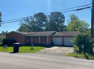 2803 Canal Ave, Nederland, TX 77627