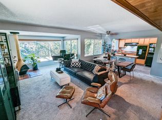 2389 Carlton Pl UNIT C, Costa Mesa, CA 92627