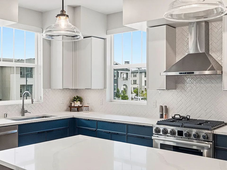 1st image of 701 S Nardo Ave #7-104