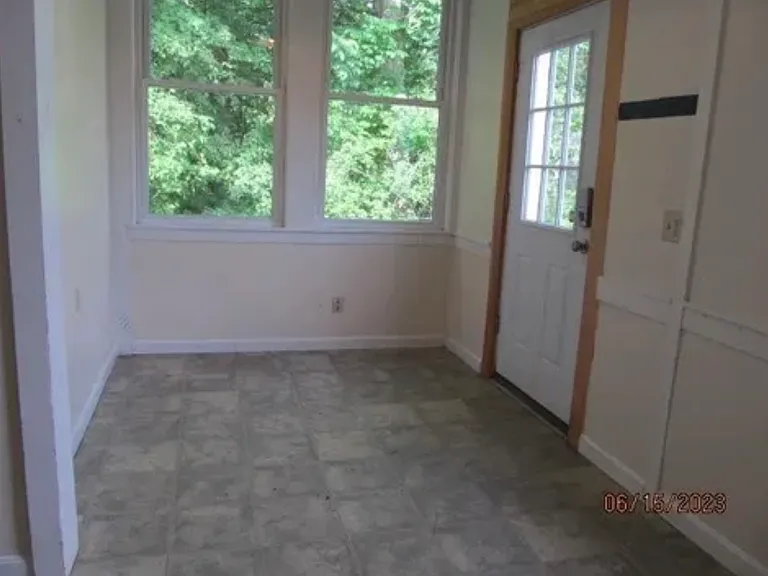 18 West St #1 — Photo 3