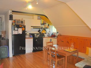 10 Dexter Rd #1, Newtonville, MA 02460