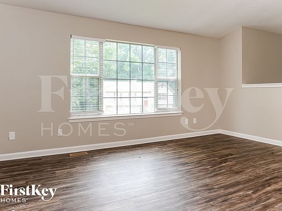 2nd image of 6319 Hillview Ln