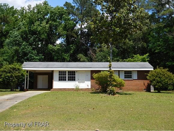 1st image of 120 Center Dr