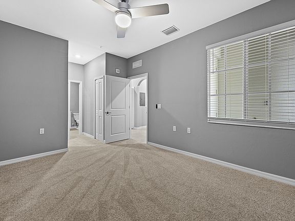 4th image of 5629 Double Eagle Circle Ave #1-4241