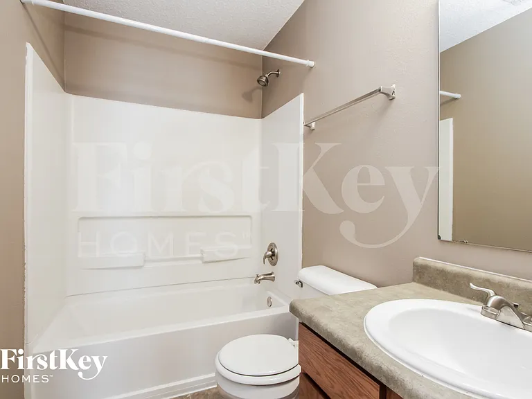 7912 Puckett Ln — Photo 14