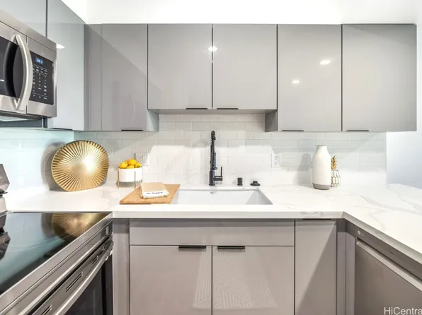 3138 Waialae Ave APT 411, Honolulu, HI 96816
