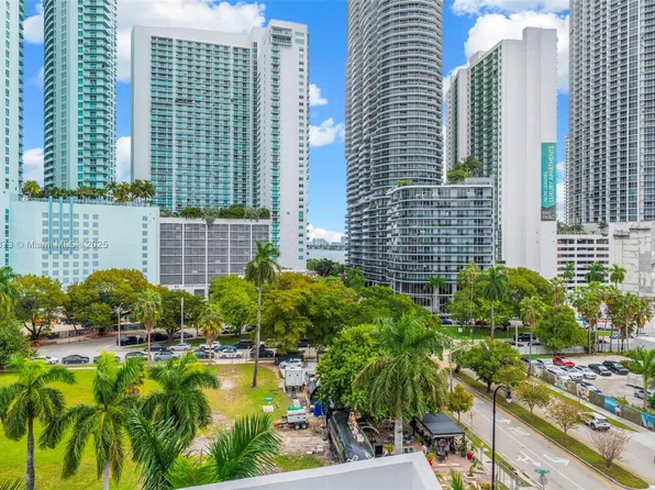 275 NE 18th St APT 708, Miami, FL 33132