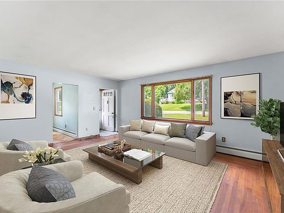 4th image of 20 Correia Dr