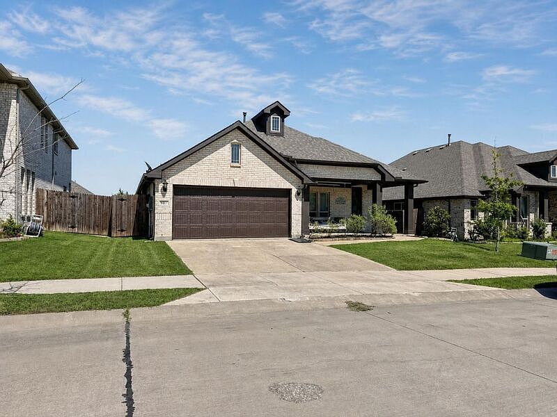 1st image of 9117 Amistad Ln
