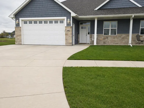 302 Founders Way, Little Chute, WI 54140