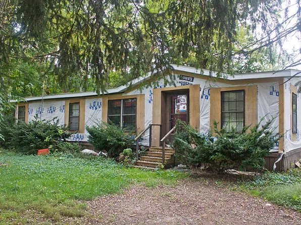 25221 71st St, Dowagiac, MI 49047