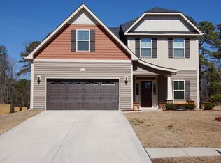 214 Coopers Creek Ave, Spring Lake, NC 28390