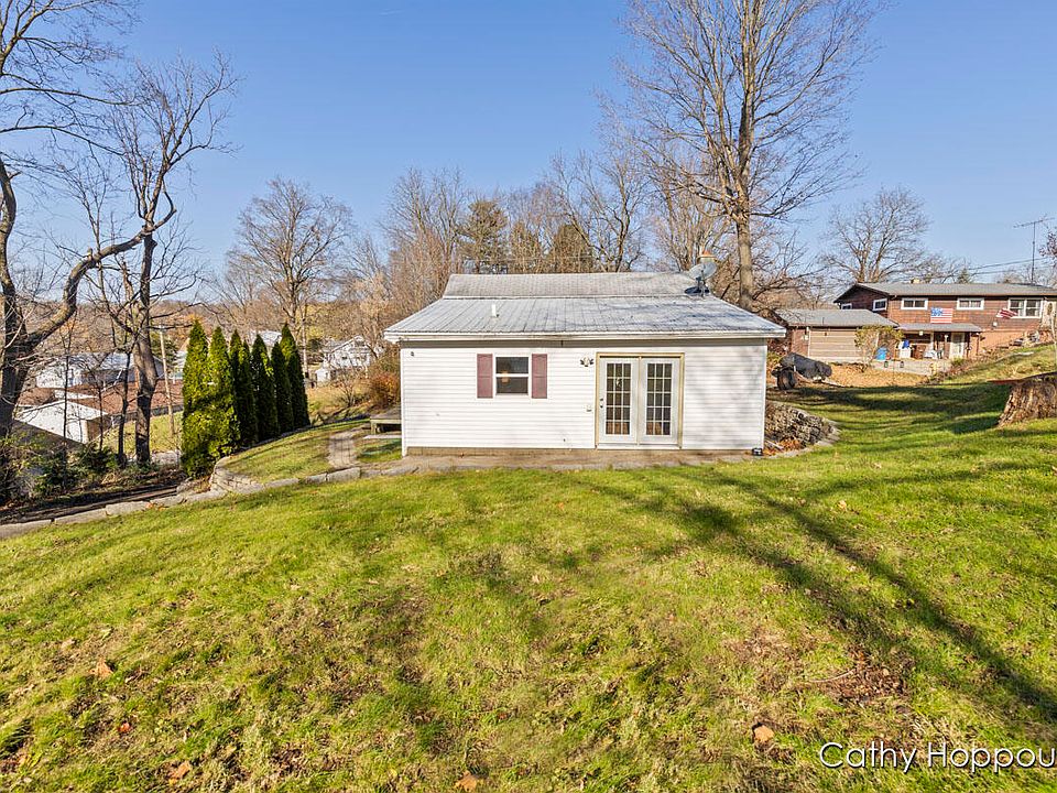 1st image of 323 Stivens St