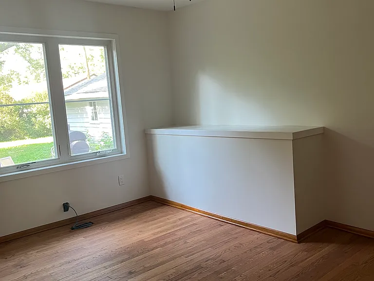 706 Whiting Ave — Photo 11