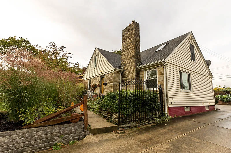 616 Moreley Ave photo 1