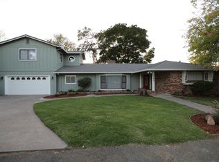 2945 Valentine Ln, Redding, CA 96001