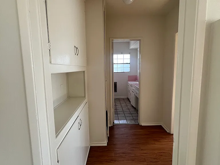 7507 Sepulveda — Photo 12
