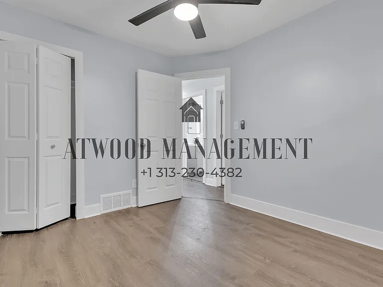 7677 Westwood St — Photo 9
