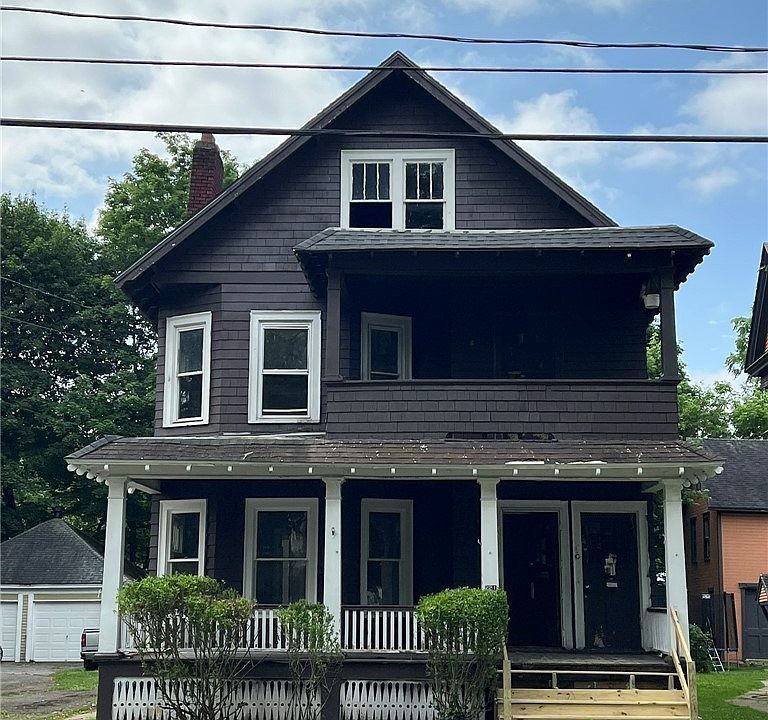 1st image of 221 McLennan Ave #23
