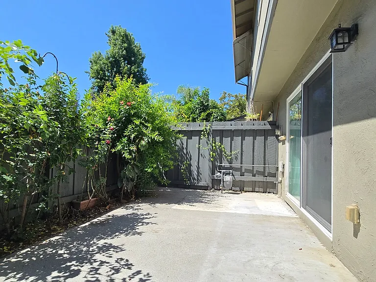 4547 Caraway Ct — Photo 11