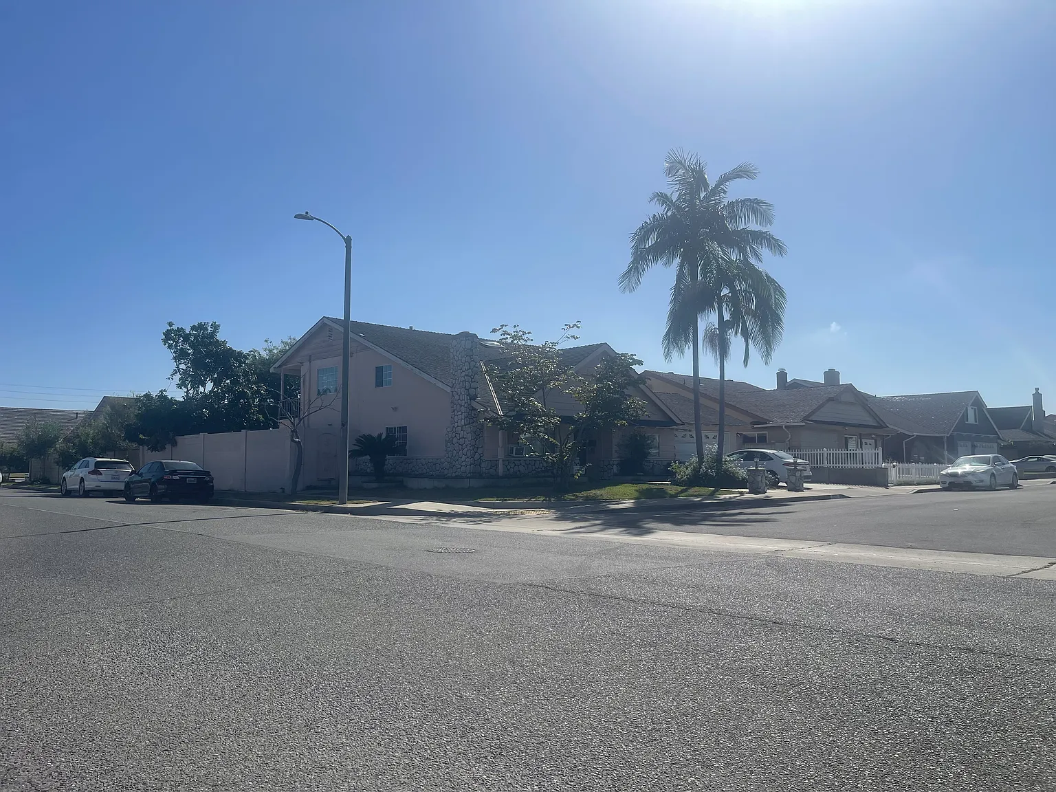 1 bed, 300 sqft, $950 — Photo 1