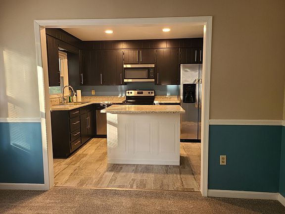 4th image of 1523 Lonna Dr NW