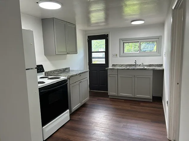 105 Ecker Ln #1 — Photo 5