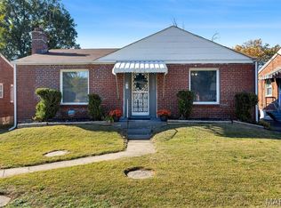 1059 N And South Rd, Saint Louis, MO 63130