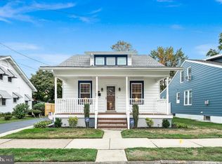 76 Maple Shade Ave, Hamilton, NJ 08610