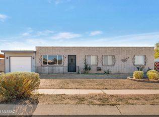 7290 E Marigold Cir, Tucson, AZ 85730