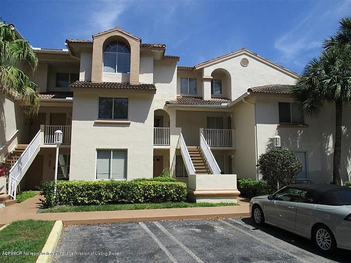 1st image of 17106 Glenmoor Dr