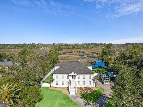 60 Laurel Grove Rd, Brunswick, GA 31523