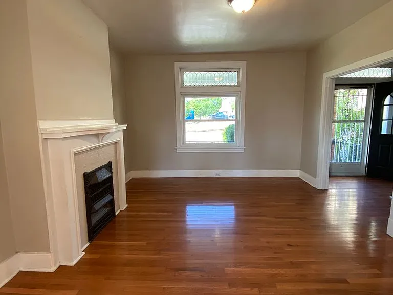 111 Harwood St — Photo 1
